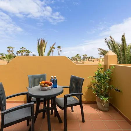 아파트 Apartamento Oasis Con Piscina En Corralejo 라 올리바